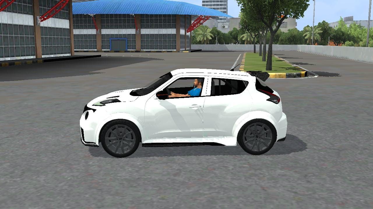 Photo of Nissan Juke R 7