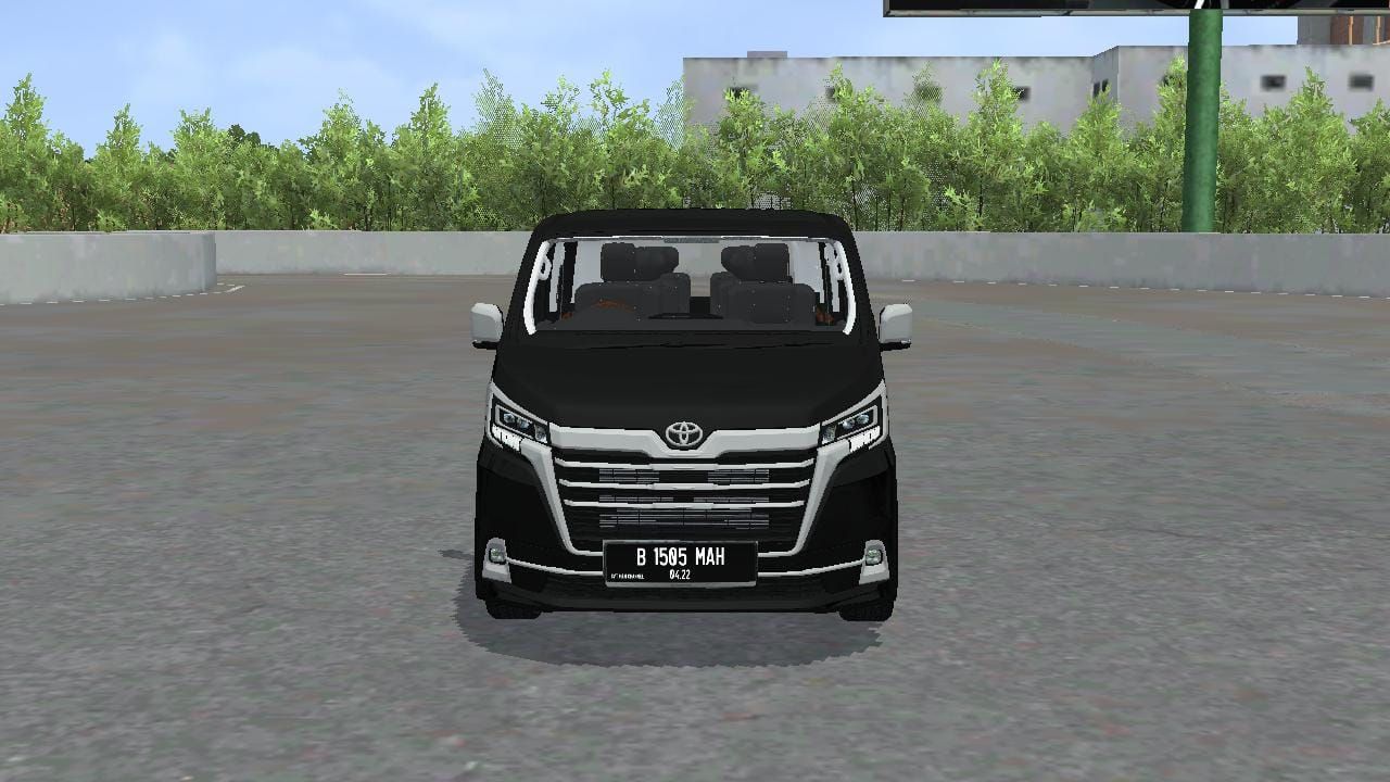 Photo of Toyota Granvia 1