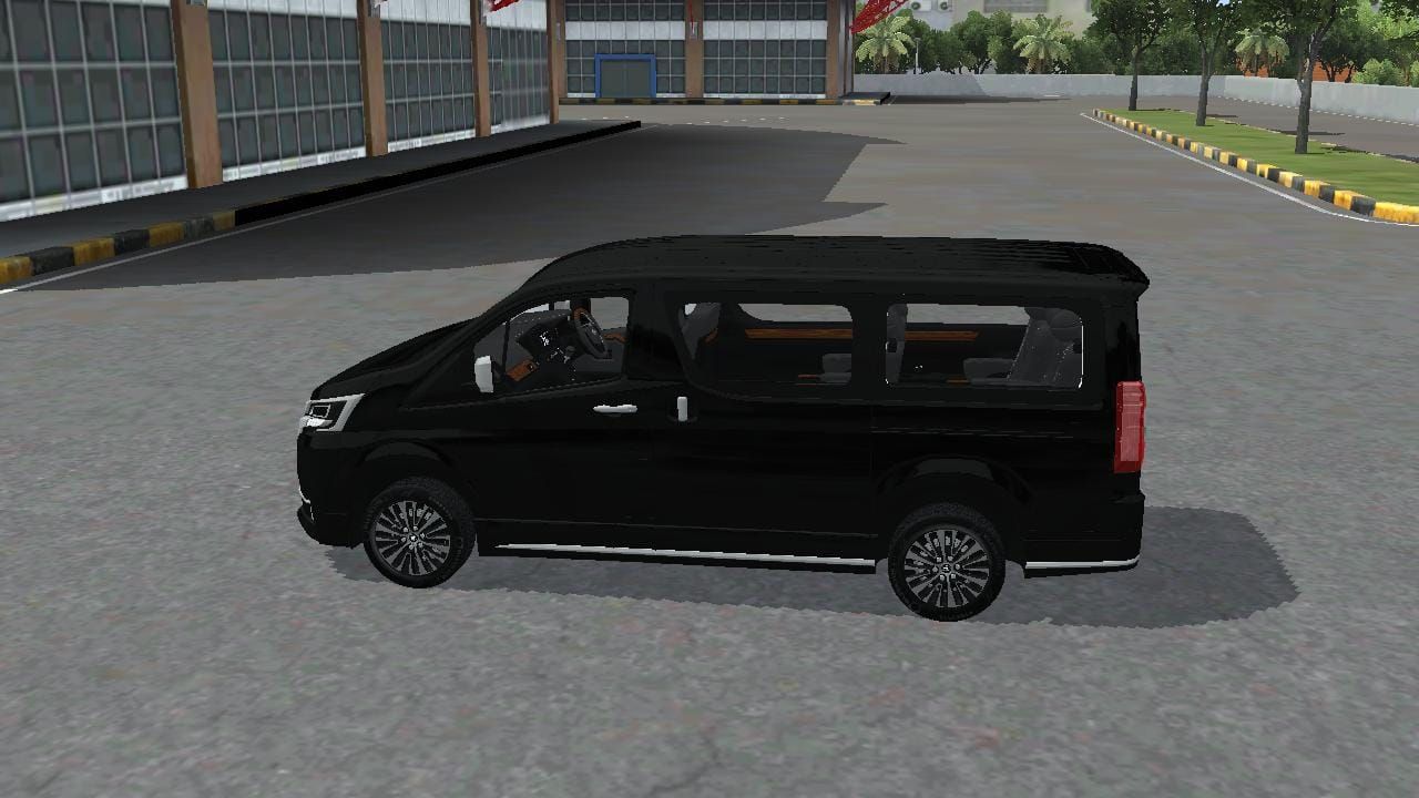 Photo of Toyota Granvia 7
