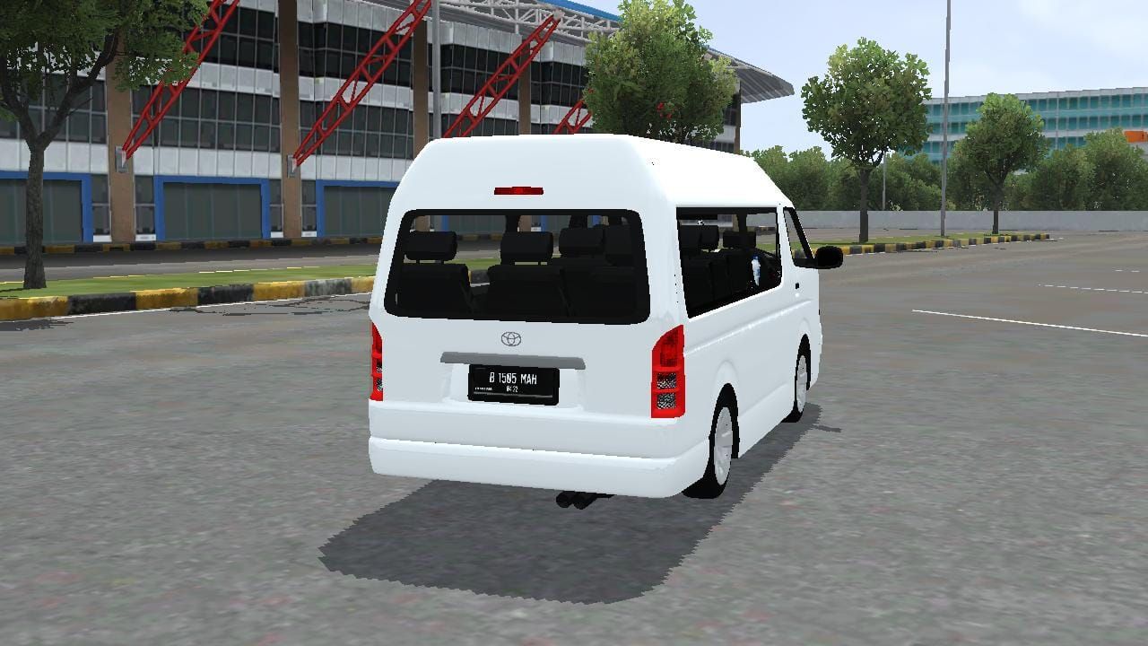 Photo of Toyota HiAce Commuter 4