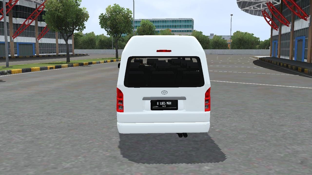 Photo of Toyota HiAce Commuter 5