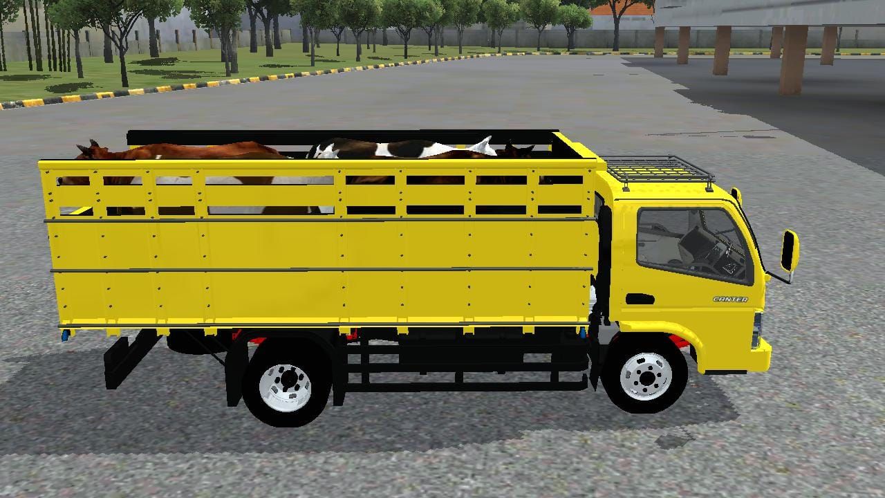 Photo of Truk Canter Muatan Sapi 3