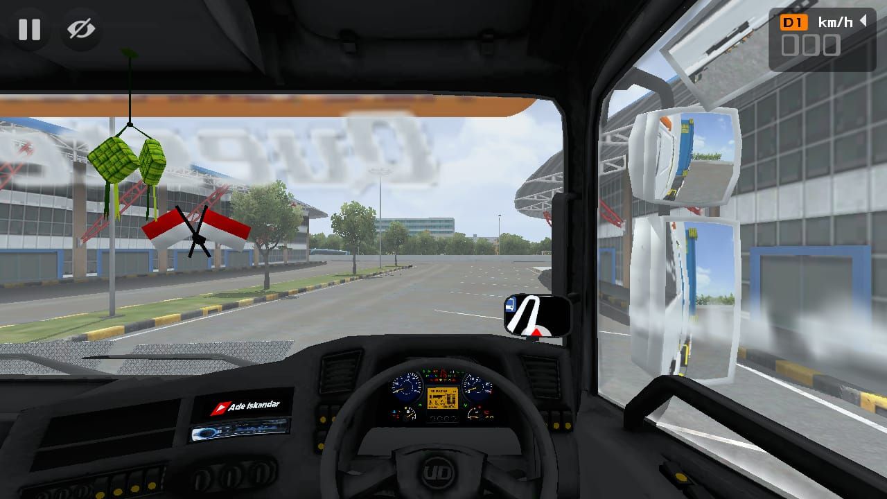 Photo of UD Quester Kontainer 9