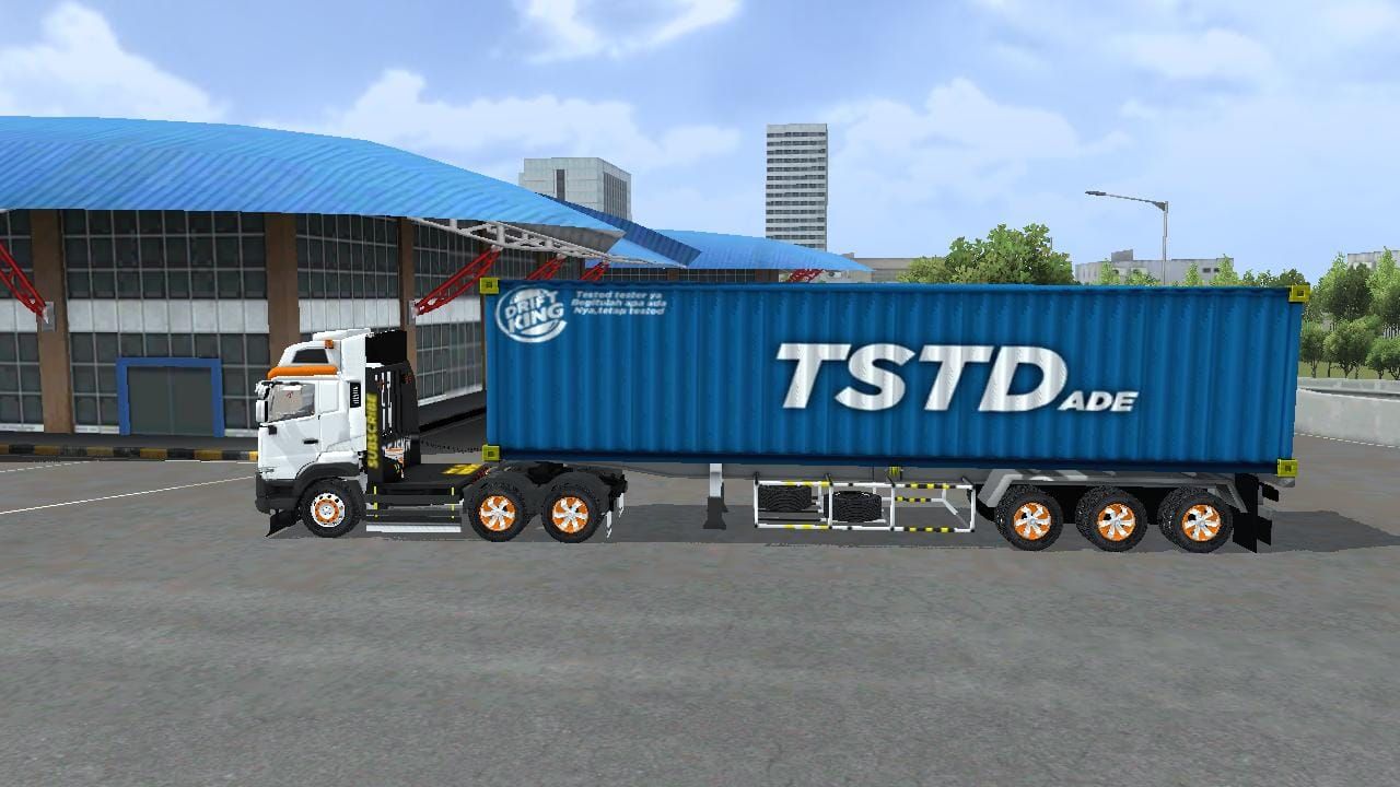 Photo of UD Quester Kontainer 6