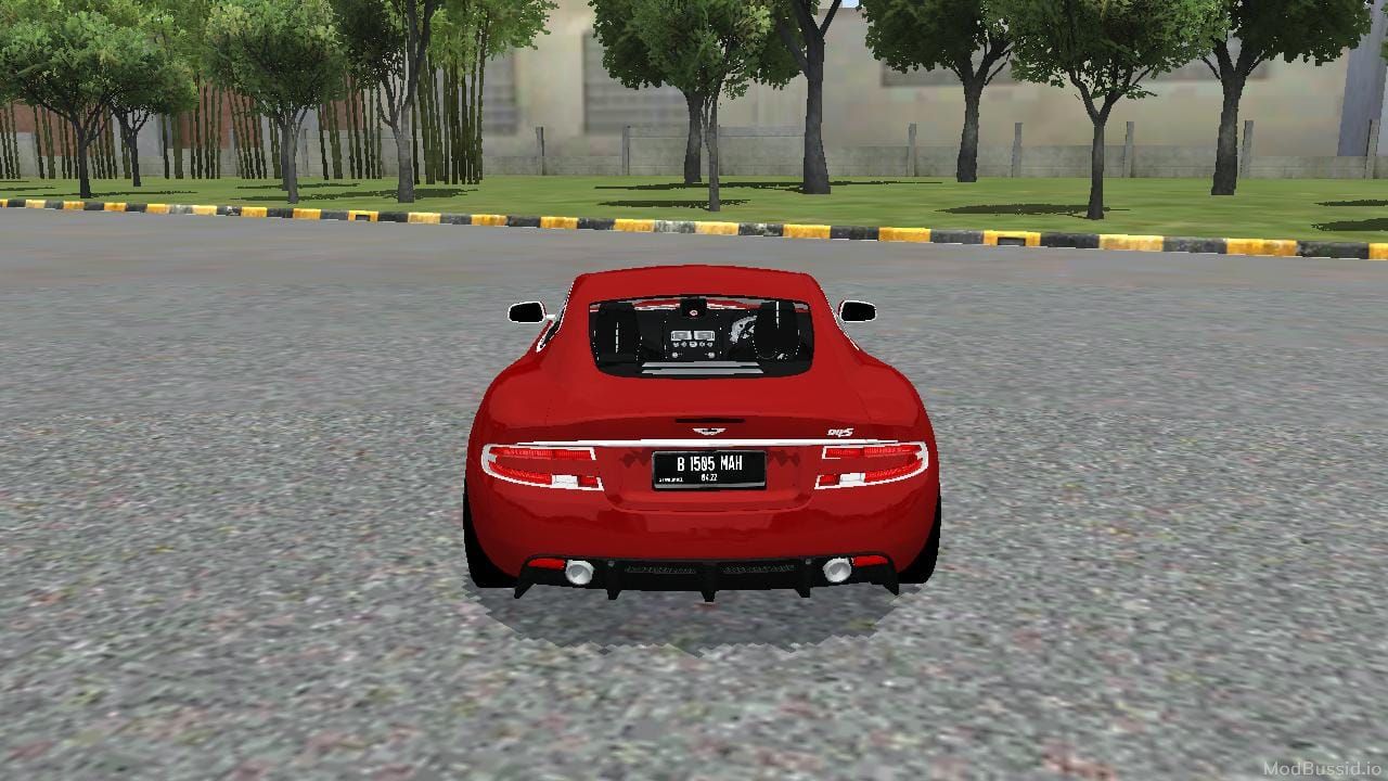 Photo of Aston Martin DBS 5