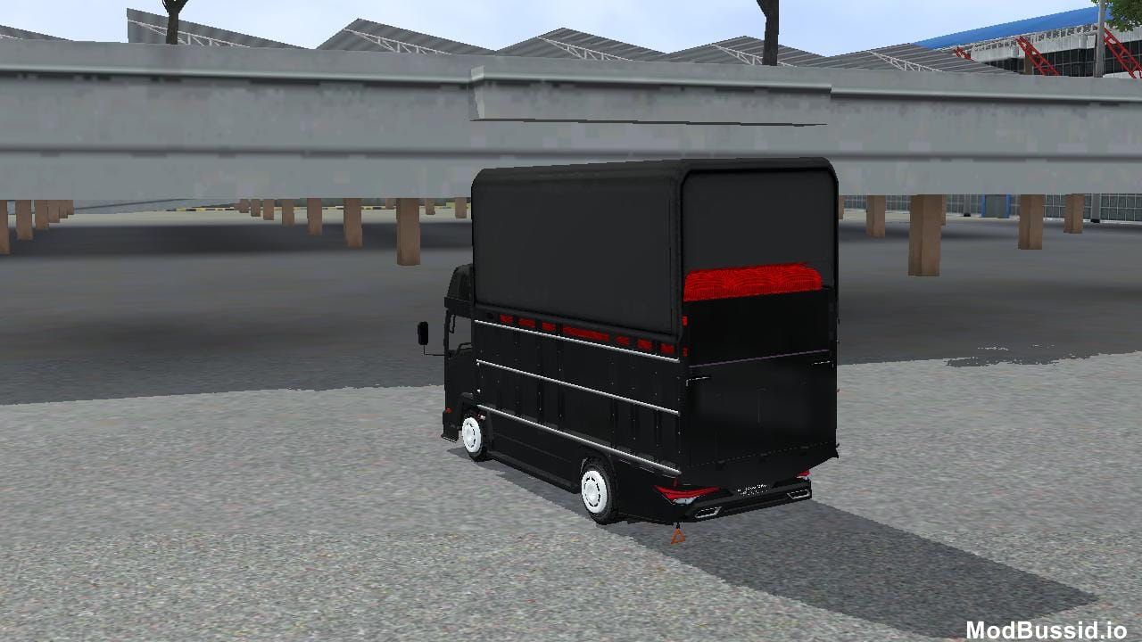 Photo of Isuzu Avantex BJM Pink 2