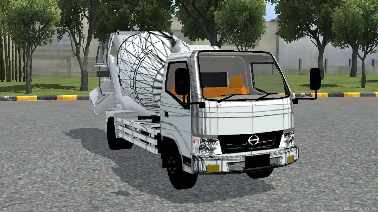 Photo of Hino Dutro Mixer 2