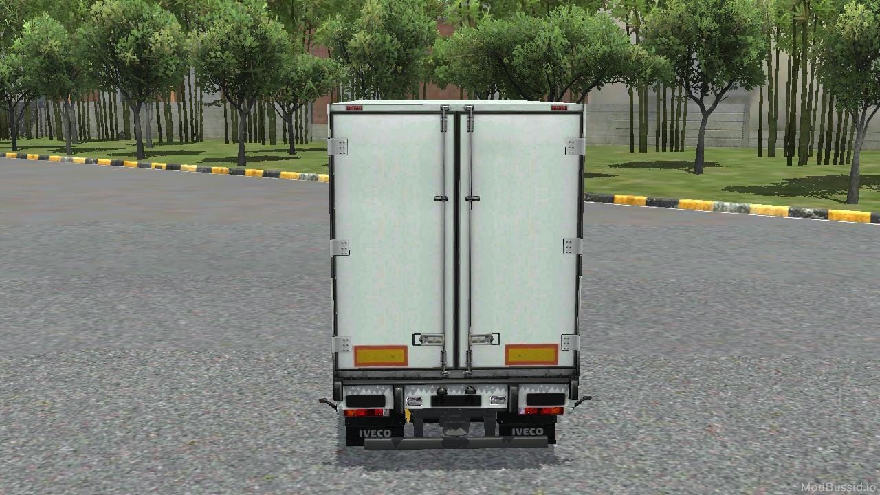 Photo of Iveco Hi-Way 6x2 Cooliner 5