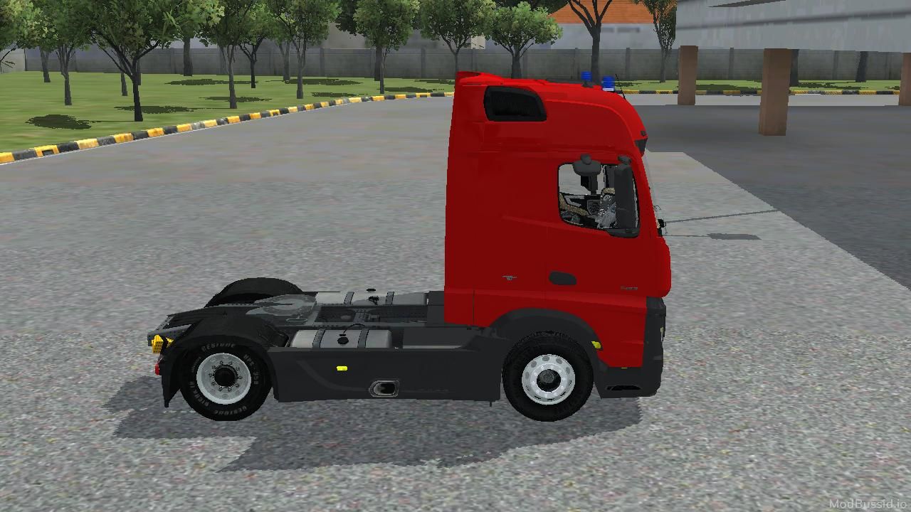 Photo of Mercy Actros 3