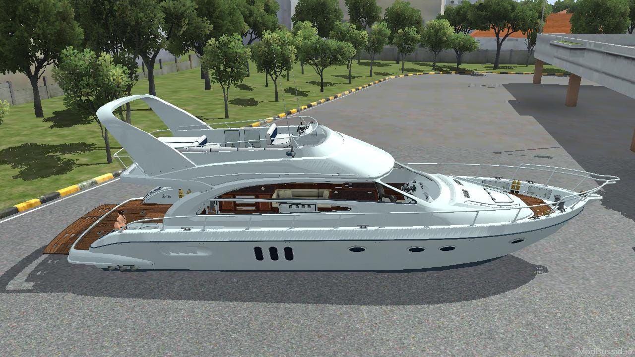 Photo of Yach Deluxe 3