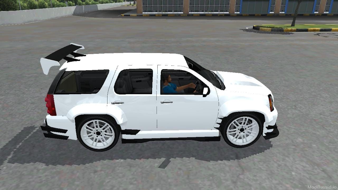 Photo of GMC Yukon Widebody 3