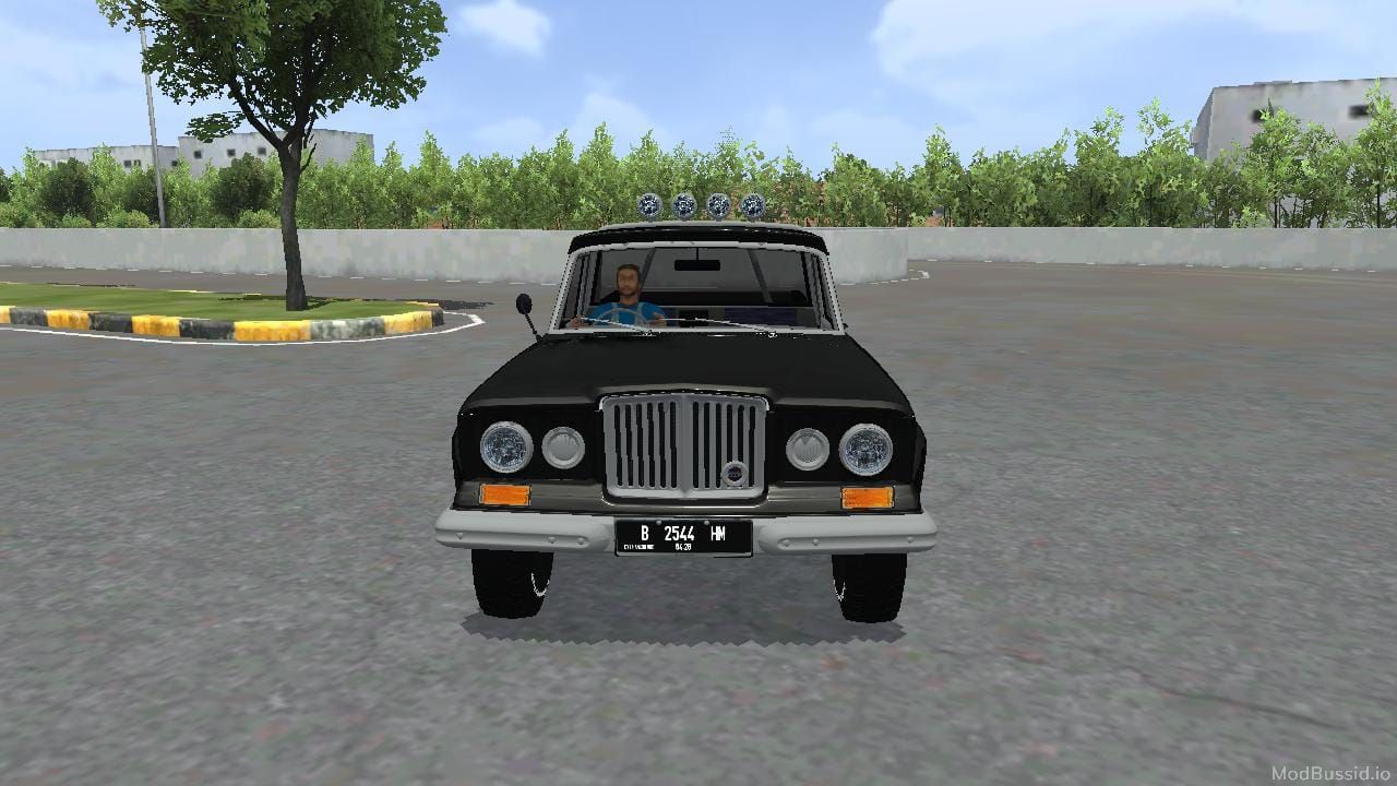 Photo of Jeep J200 2