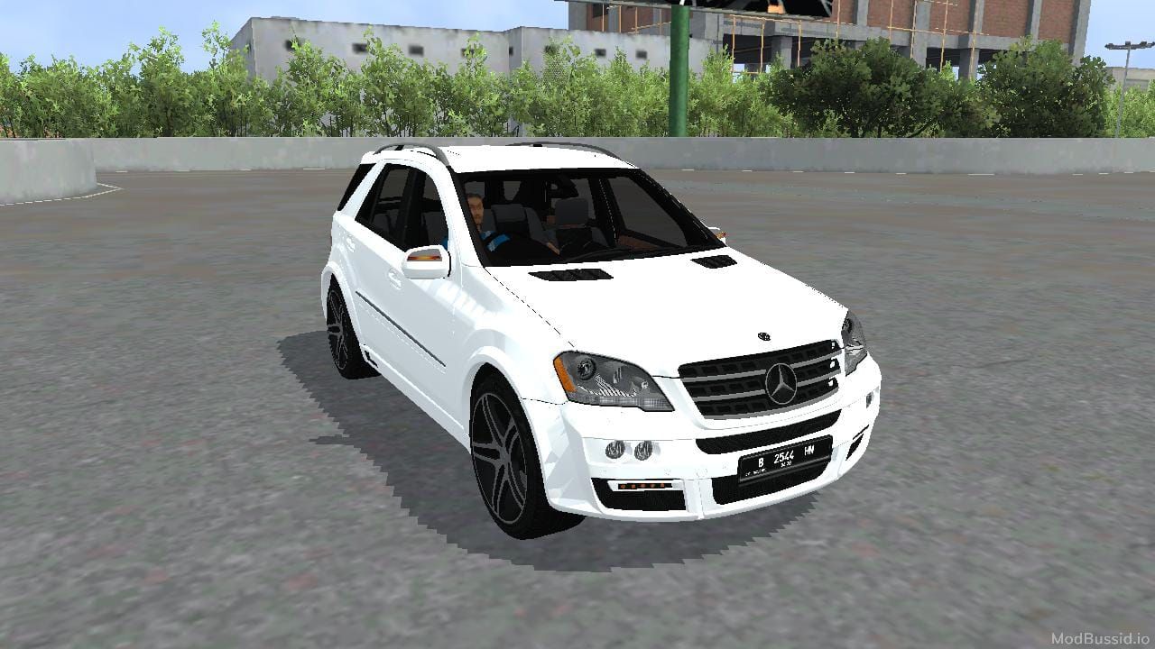Photo of Mercedes Benz ML55 2