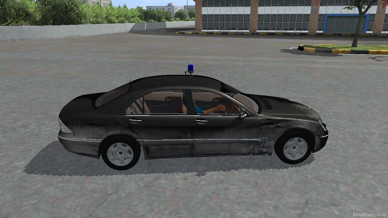 Photo of Mercedes-Benz W222 S400 3