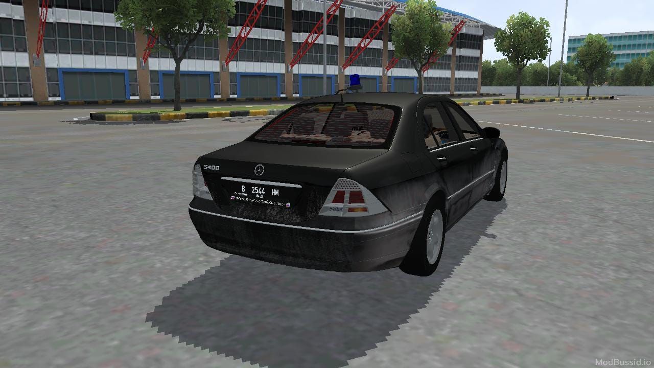 Photo of Mercedes-Benz W222 S400 4