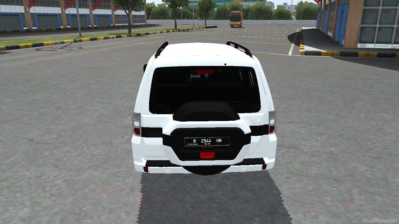 Photo of Mitsubishi Pajero IV 2015 Elegant Bodykit 5