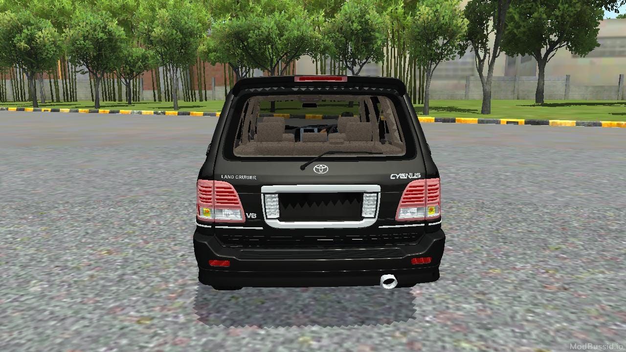 Photo of Toyota Lancdruiser Cygnus J100 4