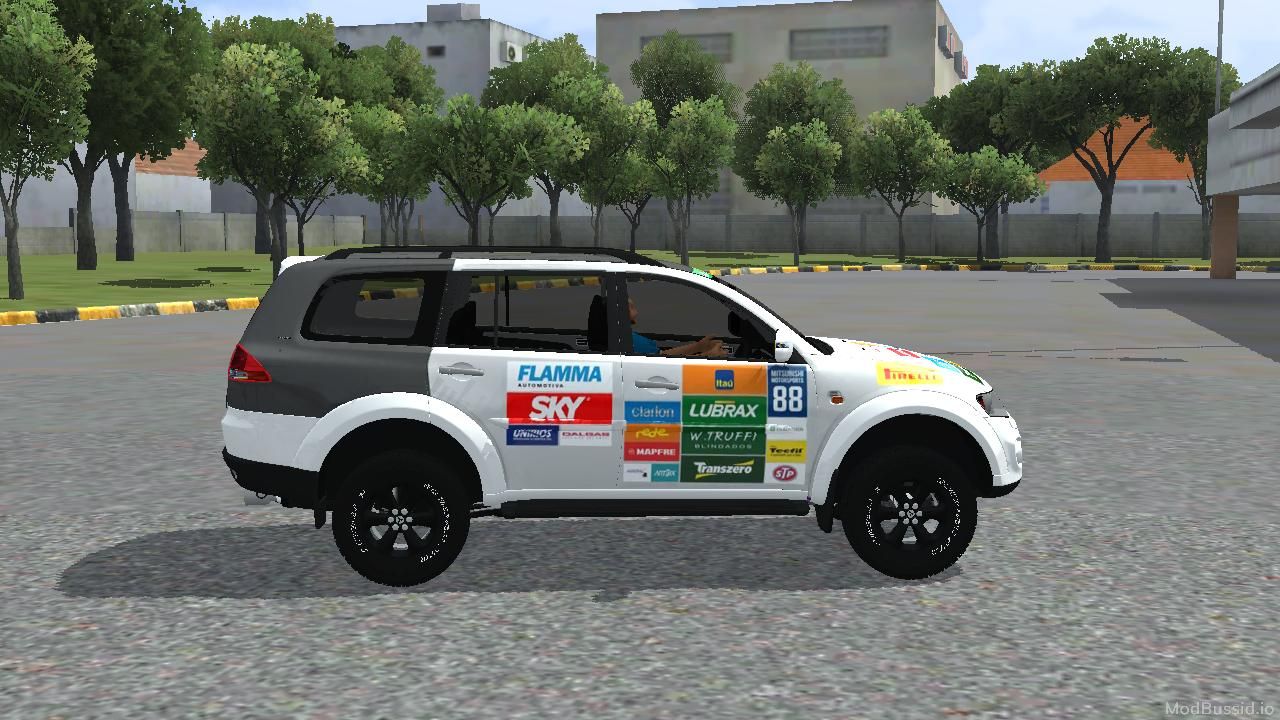 Photo of Mitsubishi Pajero Dakar HPE 2015 3