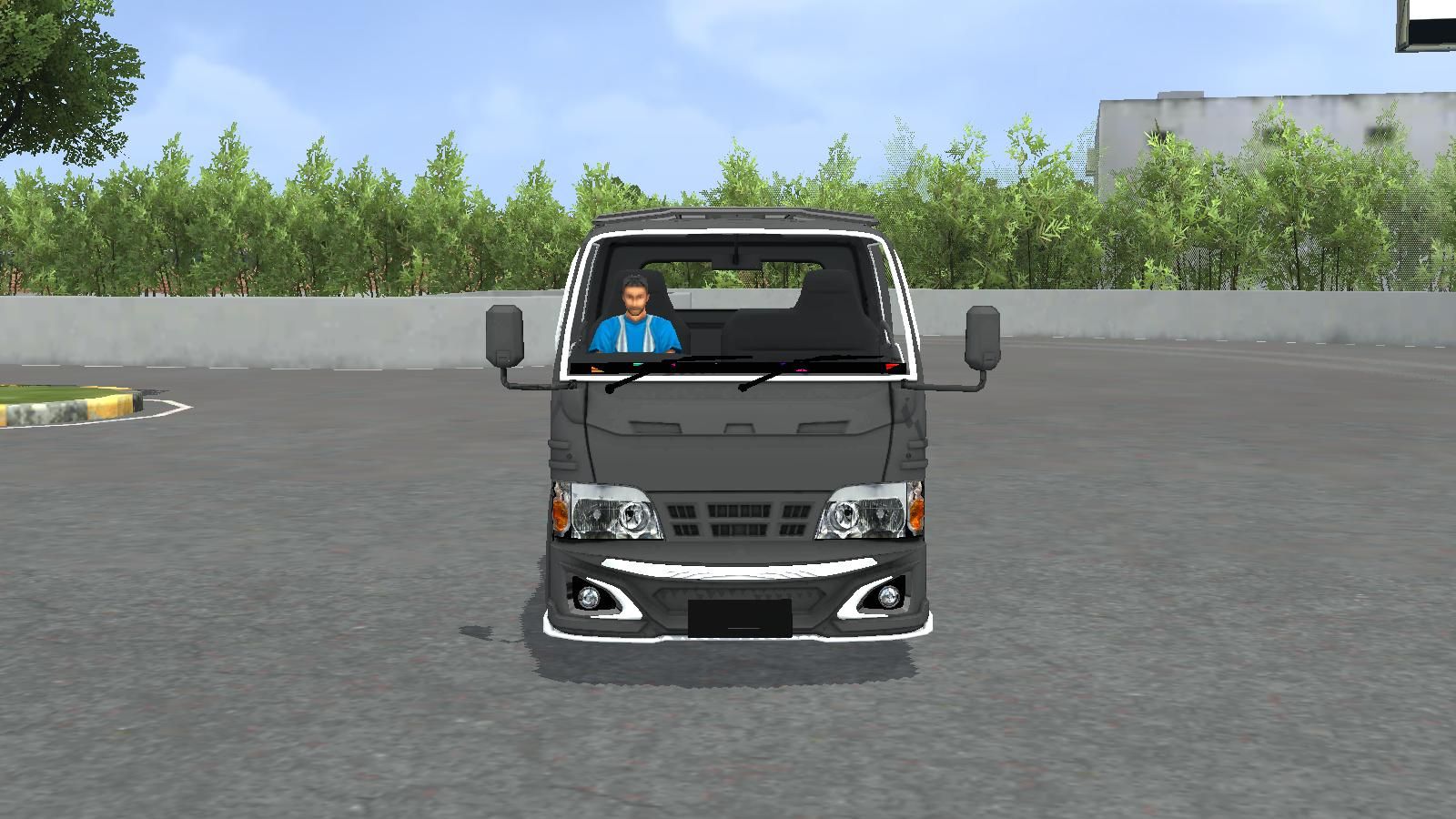 Photo of Isuzu NKR 71 1