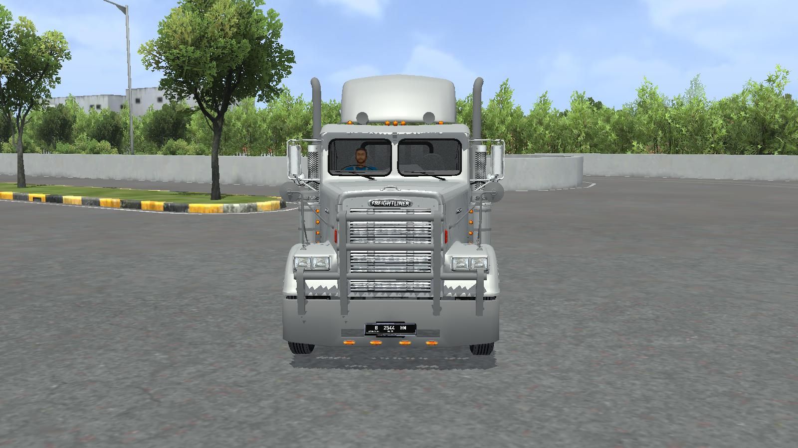Photo of Truck Freightliner FLC12064T 1